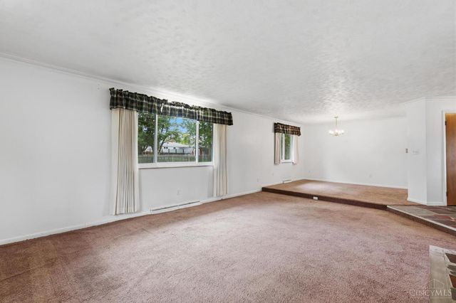 196 Virginia Circle, Wilmington, OH 45177