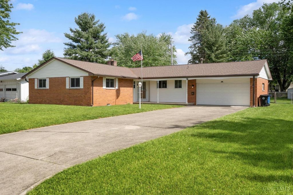 196 Virginia Circle, Wilmington, OH 45177