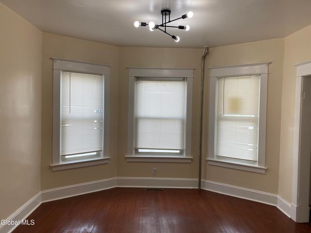 972-974 Main Avenue, Schenectady, NY 12303