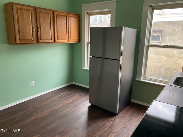 972-974 Main Avenue, Schenectady, NY 12303