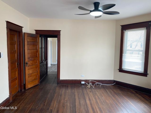 972-974 Main Avenue, Schenectady, NY 12303