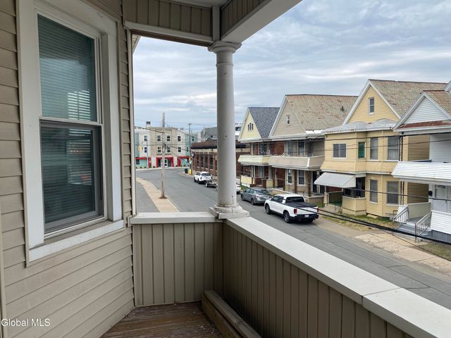 972-974 Main Avenue, Schenectady, NY 12303