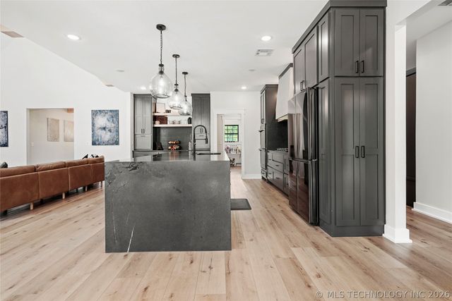 3800 E 482 Lane, Pryor, OK 74361