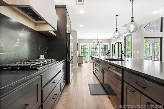 3800 E 482 Lane, Pryor, OK 74361