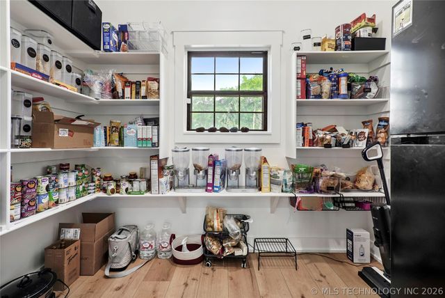 3800 E 482 Lane, Pryor, OK 74361