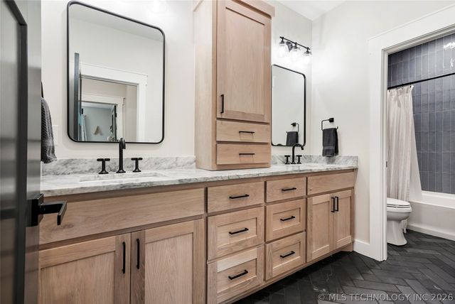 3800 E 482 Lane, Pryor, OK 74361