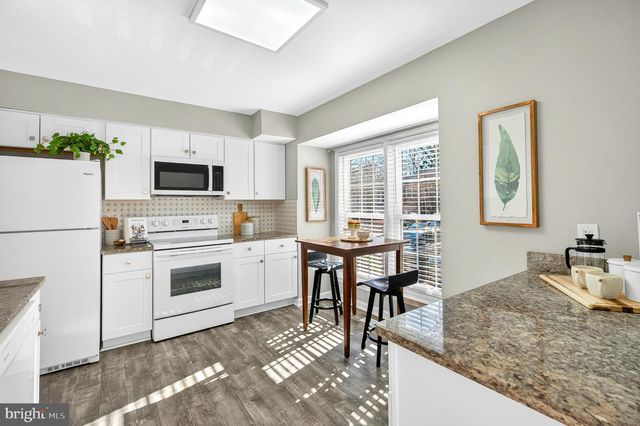 5635 SUTHERLAND CT, Burke, VA 22015