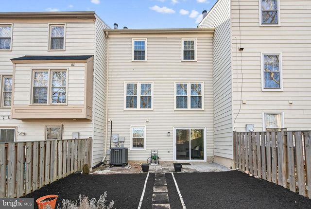 5635 SUTHERLAND CT, Burke, VA 22015