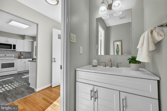 5635 SUTHERLAND CT, Burke, VA 22015