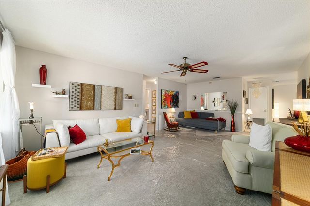 8667 SW 97TH STREET C, Ocala, FL 34481