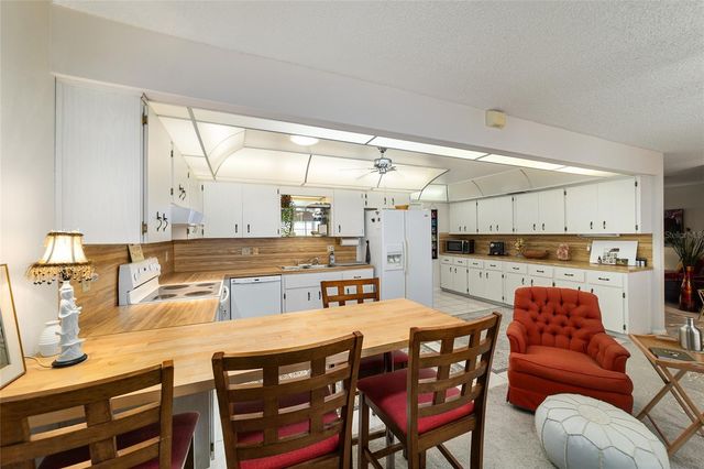 8667 SW 97TH STREET C, Ocala, FL 34481