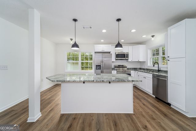 3551 Cason Road, Blackshear, GA 31516