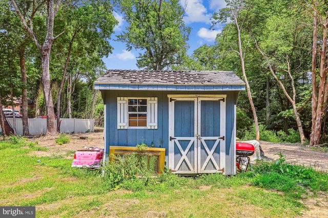 9502 BRANDYWINE RD, Clinton, MD 20735