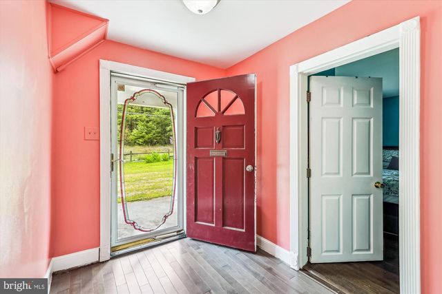 9502 BRANDYWINE RD, Clinton, MD 20735