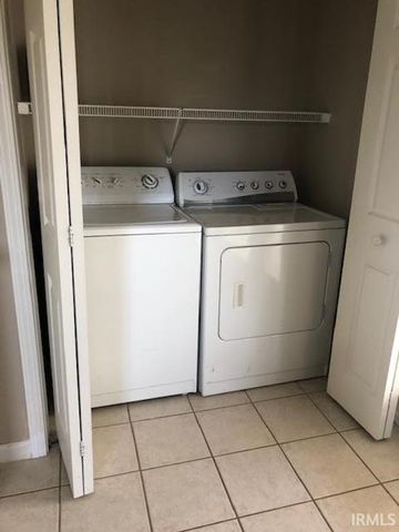 3811 E Cobble Creek Drive, Bloomington, IN 47401