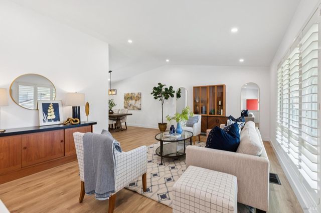 3355 Twin Oaks Dr, Napa, CA 94558