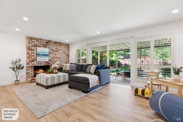 3355 Twin Oaks Dr, Napa, CA 94558