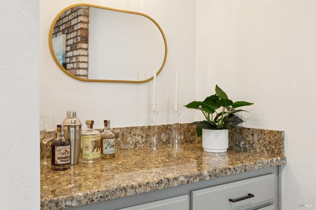 3355 Twin Oaks Dr, Napa, CA 94558