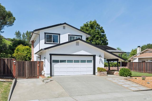 3355 Twin Oaks Dr, Napa, CA 94558