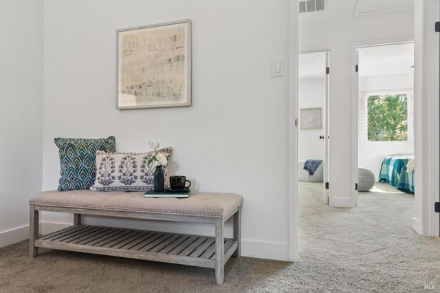 3355 Twin Oaks Dr, Napa, CA 94558