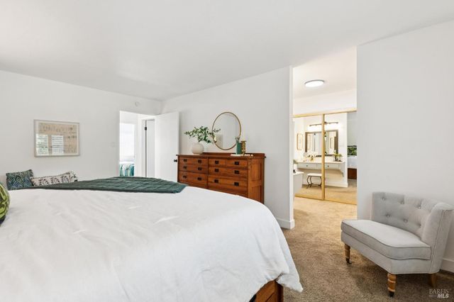 3355 Twin Oaks Dr, Napa, CA 94558