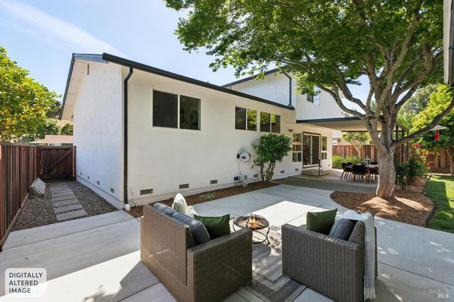 3355 Twin Oaks Dr, Napa, CA 94558