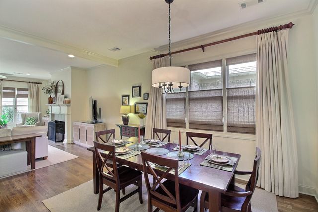 2069 STANDING ROCK DR, Collierville, TN 38017