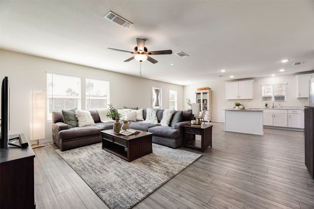 7005 Adderly Road, Pilot Point, TX 76258