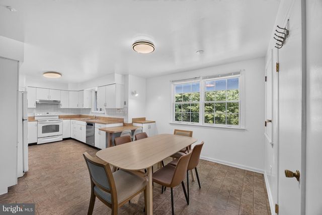 3106 HEARTHSTONE RD, Ellicott City, MD 21042