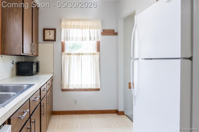 4156 Burns Avenue, Lincoln Park, MI 48146