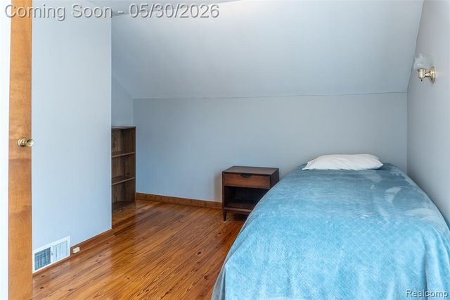 4156 Burns Avenue, Lincoln Park, MI 48146
