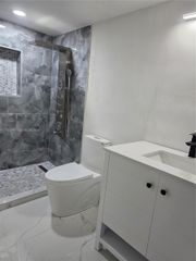 1201 NE 191st Street G216, Miami, FL 33179