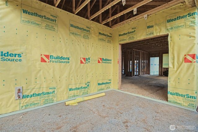 2103 Hawks View Lane, Winlock, WA 98596