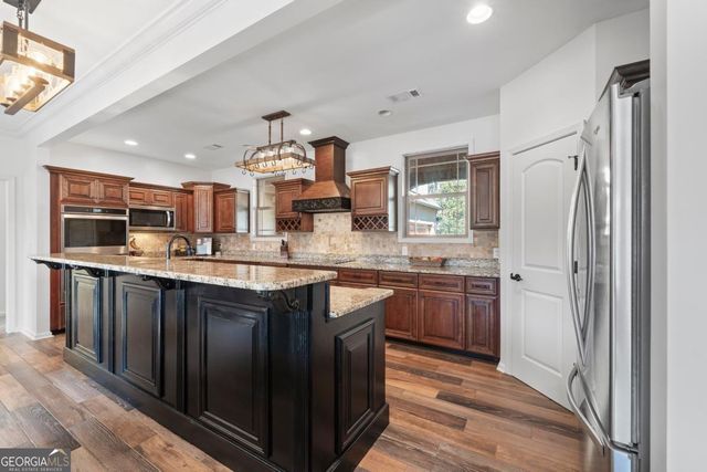 324 W River Bend Drive, Eatonton, GA 31024