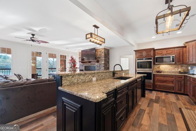 324 W River Bend Drive, Eatonton, GA 31024