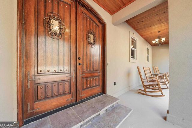 324 W River Bend Drive, Eatonton, GA 31024