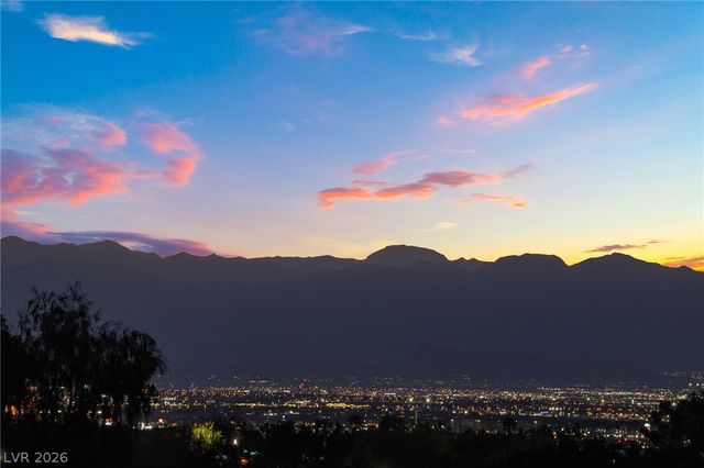 1215 Panini Drive, Henderson, NV 89052