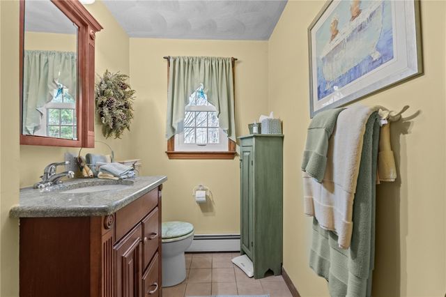 18 Sweetwater Drive, Coventry, RI 02816