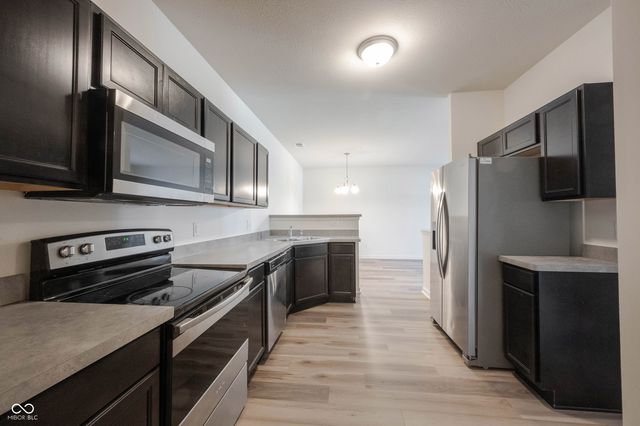 12015 Zircon Lane 900, Fishers, IN 46038