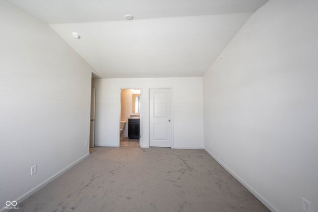 12015 Zircon Lane 900, Fishers, IN 46038