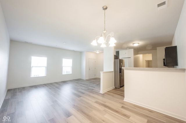 12015 Zircon Lane 900, Fishers, IN 46038