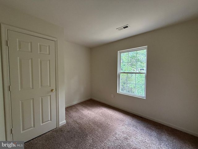 11009 BEVIN DR, Fredericksburg, VA 22408