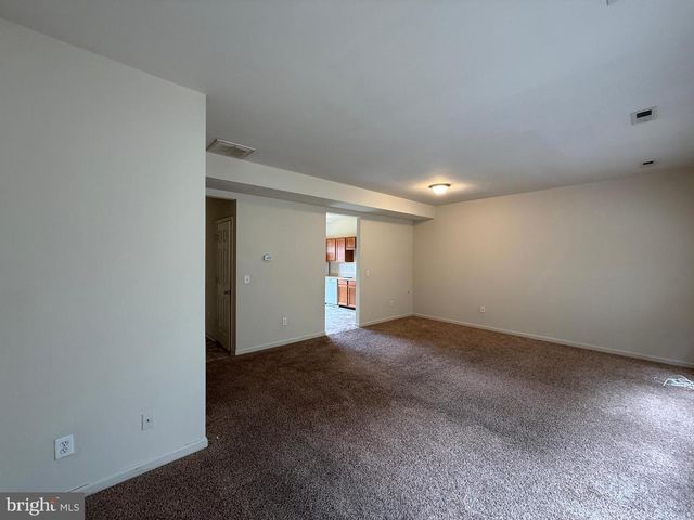 11009 BEVIN DR, Fredericksburg, VA 22408