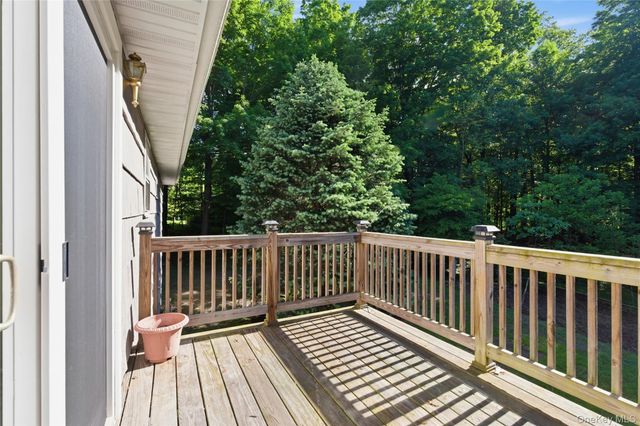 17 Yerkes Road, North Salem, NY 10560