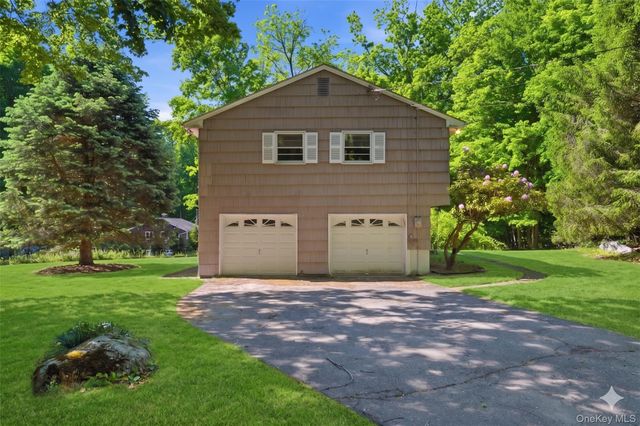 17 Yerkes Road, North Salem, NY 10560
