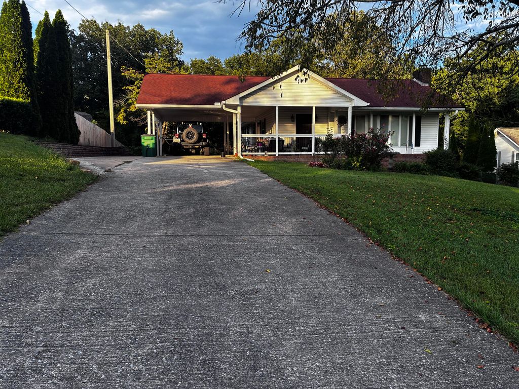 49 Hickory Hill Lane, Ringgold, GA 30736