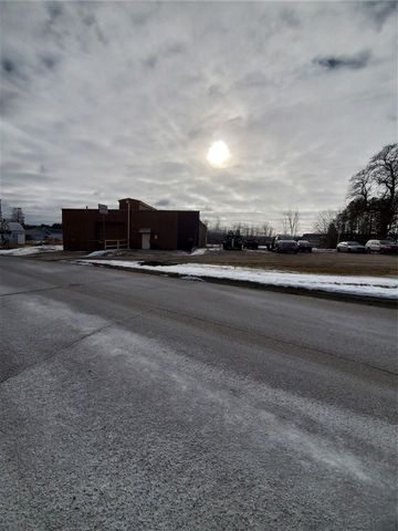 205 W Johnson Street, Clio, MI 48420