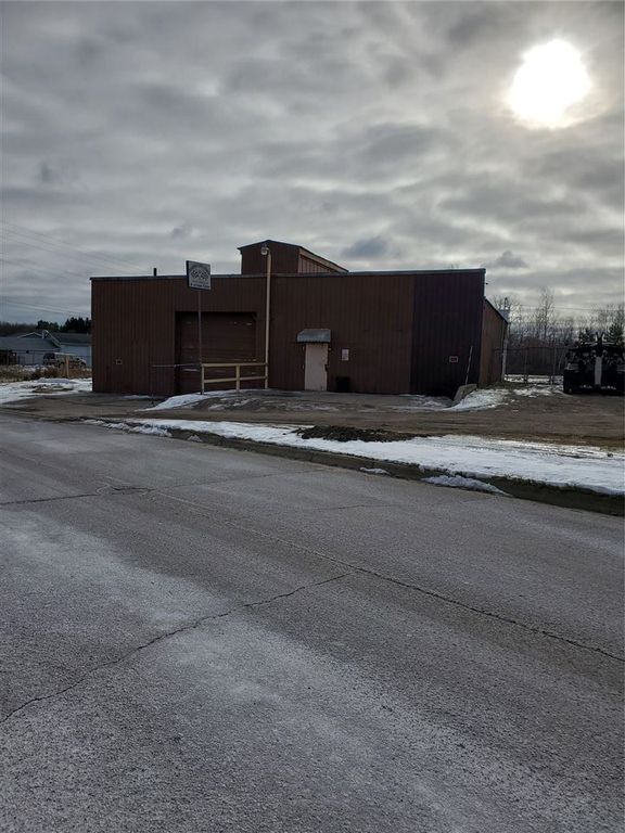 205 W Johnson Street, Clio, MI 48420