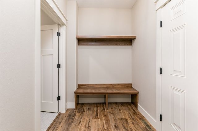 1821 Cottage Ridge Drive, Marion, IA 52302