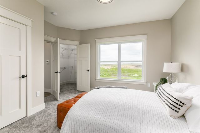 1821 Cottage Ridge Drive, Marion, IA 52302